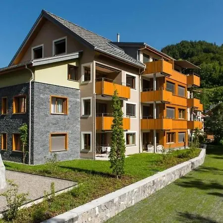 Sleeps 6 Wifi Lägenhet *